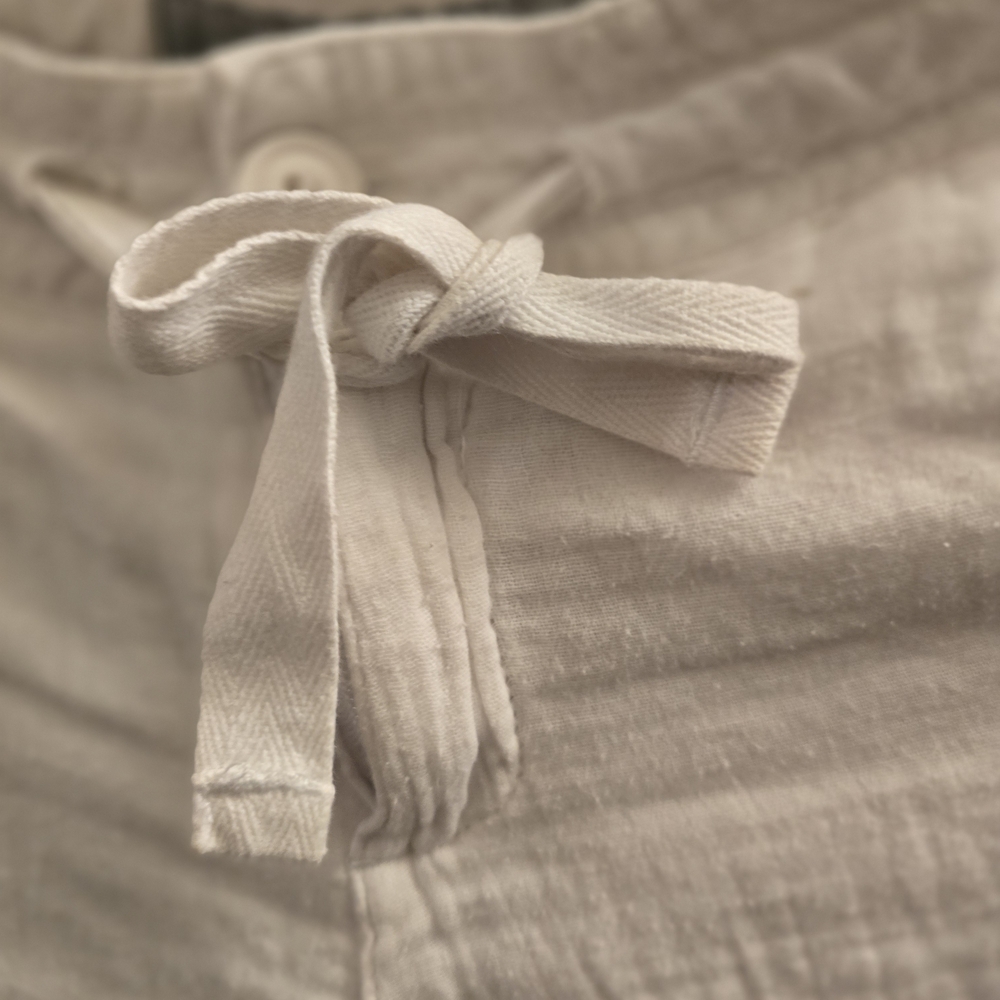 Delia's White Drawstring Crop Lounge Pants - Picture 2 of 6